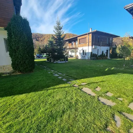 Nikol #1 Apartment *